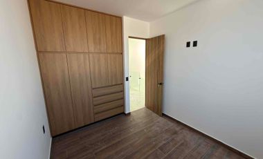 CASA EN RENTA EN CAÑADAS DEL BOSQUE TRES MARÍAS