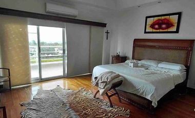 VENDO  PIEDECUESTA CONJUNTO RESIDENCIAL  RUITOQUE CONDOMINIO EXCLUSISVA CASA  LA ALDEA.  650 METROS  CONSTRUIDOS. CON DISPONIBLE JARDIN Y PISCINA.