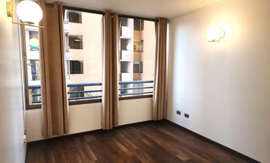 SE ARRIENDA DEPTO EN EDIFICIO PLAZA LAS PALMAS.