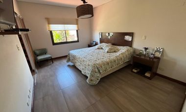 Importante Casa En San Luis. Por Mudanza. Acepta Permuta En Caba. Recibimos Automotores. Financiación.