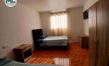 Corredora de propiedades arrienda casa amoblada en Calama, concapacidad para 16 persona