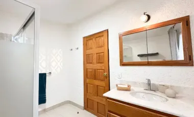 20.85 CASA EN RENTA EN SAN GIL CON VISTA AL LAGO
