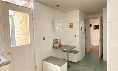 Casa en Condominio Consolidado, a minutos de Colegio Mawflower