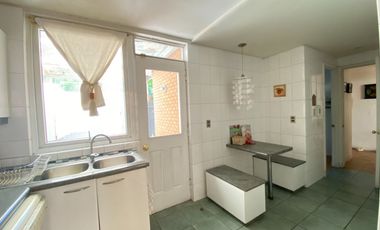 Casa en Condominio Consolidado, a minutos de Colegio Mawflower