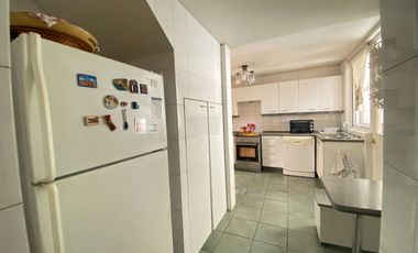 Casa en Condominio Consolidado, a minutos de Colegio Mawflower
