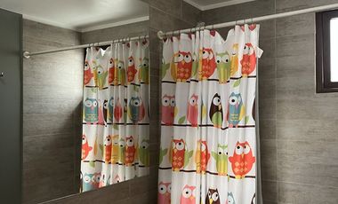 VENTA CASA MEDITERRANEA EN PIEDRA ROJA - No Perimetral | 3D+SALA ESTAR + TERRAZA + QUINCHO | A Pasos Colegio San Anselmo y Pedregales