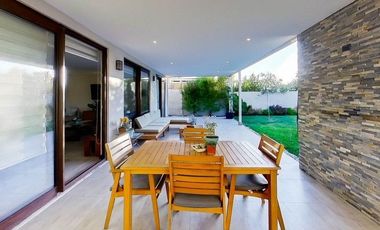 VENTA CASA MEDITERRANEA EN PIEDRA ROJA - No Perimetral | 3D+SALA ESTAR + TERRAZA + QUINCHO | A Pasos Colegio San Anselmo y Pedregales