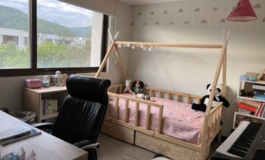 VENTA CASA MEDITERRANEA EN PIEDRA ROJA - No Perimetral | 3D+SALA ESTAR + TERRAZA + QUINCHO | A Pasos Colegio San Anselmo y Pedregales