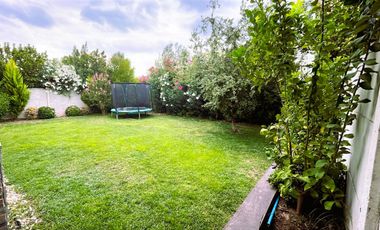 VENTA CASA MEDITERRANEA EN PIEDRA ROJA - No Perimetral | 3D+SALA ESTAR + TERRAZA + QUINCHO | A Pasos Colegio San Anselmo y Pedregales