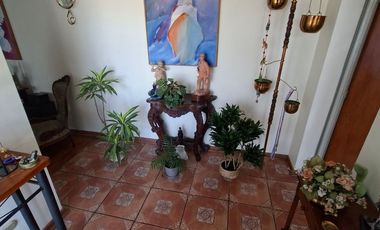 Espectacular  Casa de 1 piso, 5D, 3B, 4E  construcción solida a pasos Clínica Los Carrera, Quilpué