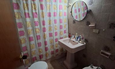 Espectacular  Casa de 1 piso, 5D, 3B, 4E  construcción solida a pasos Clínica Los Carrera, Quilpué