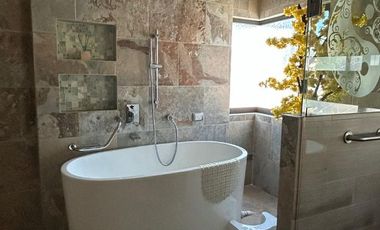 Casa Sola en Santa María Ahuacatitlán, Cuernavaca, Morelos