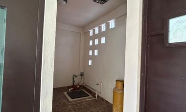 Casa Sola en Santa María Ahuacatitlán, Cuernavaca, Morelos