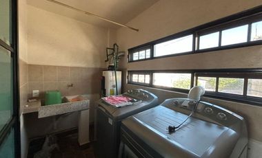 Casa Sola en Santa María Ahuacatitlán, Cuernavaca, Morelos