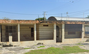 CASA CON UN BUEN TERRENO ENN Heroica Escuela Naval 71, Barrio Bravo, 77098 Chetumal, Q.R., México