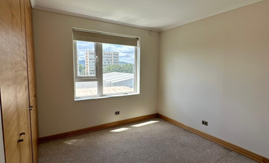 Departamento en Arriendo con 2 Estacionamientos y Bodega, Edificio La Haya, Temuco