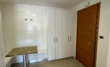 Departamento en Arriendo con 2 Estacionamientos y Bodega, Edificio La Haya, Temuco