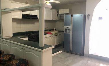 CASA AMUEBLADA EN RENTA CON ALBERCA