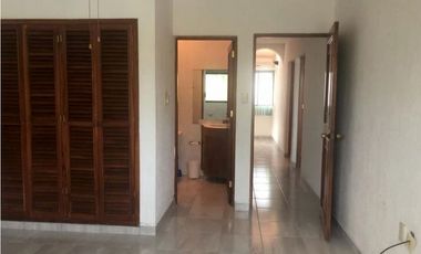 CASA AMUEBLADA EN RENTA CON ALBERCA