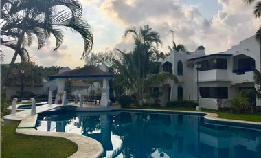 CASA AMUEBLADA EN RENTA CON ALBERCA