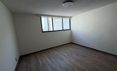 CASA EN RENTA COMPLETAMENTE ACTUALIZADA EN CIUDAD SATELITE, NAUCALPAN DE JUAREZ