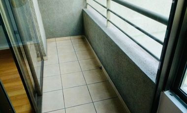 ARRIENDO DPTO 1 DORMITORIO 1 BAÑO / METRO SANTA ANA