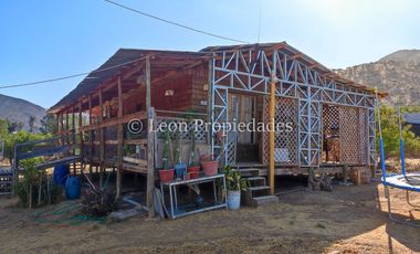 Se vende o arrienda con compromiso de compraventa parcela con casa en sector Cuyuncavi bajo, Curacaví.