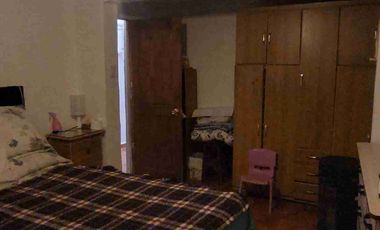 Se vende amplia casa de 4 dormitorios