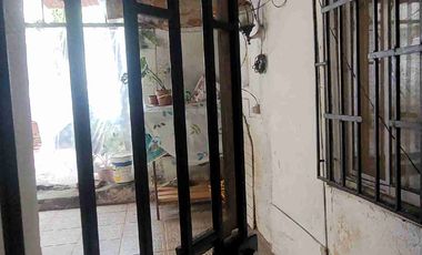 Se vende amplia casa de 4 dormitorios