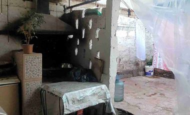 Se vende amplia casa de 4 dormitorios