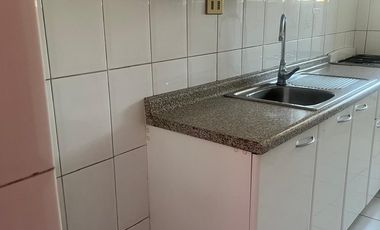 ARRIENDO DPTO 1 DORMITORIO 1 BAÑO / METRO LOS LEONES
