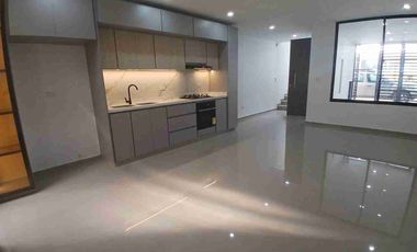 SE VENDE HERMOSA CASA EN FUSAGASUGA EXCELENTE UBICACIÓN SOBRE AVENIDA LAS PALMAS.