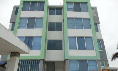 departamento frente al mar en venta en crucita