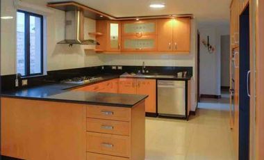 Casa de Venta en Urbanización 4 Dorm. - Sector Conocoto