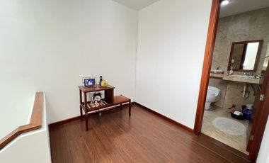 En venta casa en Cuenca, sector control Sur.