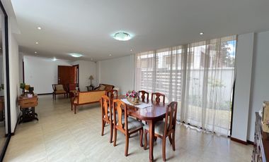 En venta casa en Cuenca, sector control Sur.