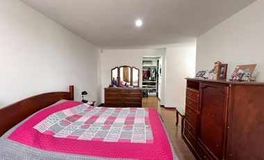 En venta casa en Cuenca, sector control Sur.