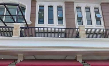 Ruko Scarlet Commercial Summarecon Bekasi Hadap Bulevar