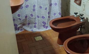 Venta de casa en barrio Bella Vista