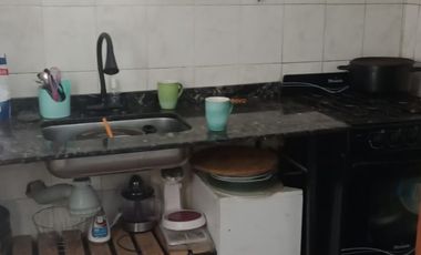 Venta de casa con cochera Barrio Bella Vista