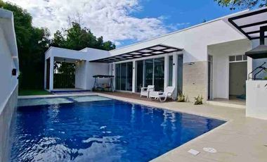 Estrene Hermosa casa campestre en condominio