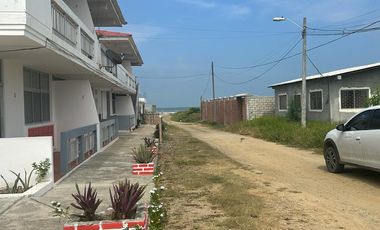 Se alquila suite condominio Girasoles