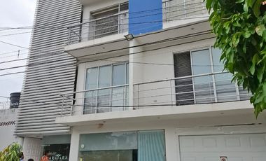 SE VENDE APARTAESTUDIO EDIFICIO GUARATARIA CERCA C.C. UNICENTRO