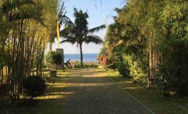 Villa Dengan Jacuzi for sale