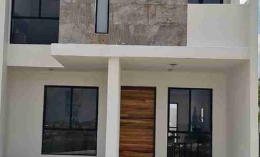 HERMOSA CASA RECIDENCIAl