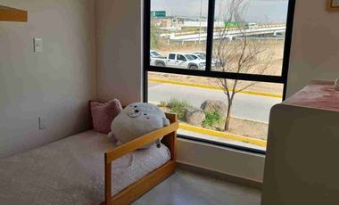 HERMOSA CASA RECIDENCIAl