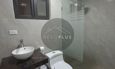 Hermosa Casa de Estreno Amoblada en Machala de 4 Dormitorios