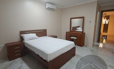 Hermosa Casa de Estreno Amoblada en Machala de 4 Dormitorios