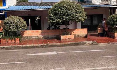 SE VENDE CASA DETRÁS DE CC UNICENTRO EN YOPAL