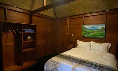 Dijual Villa dan Rumah induk di Bandongan Magelang dengan View Gunung dan Persawahan